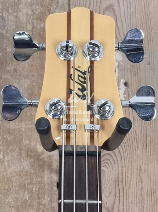 PB1731.headstock-front.jpg