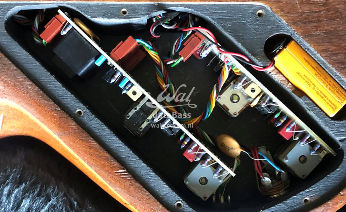PB1767.electronics.jpg