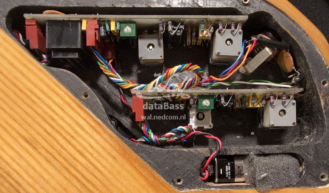 W2470.electronics.jpg