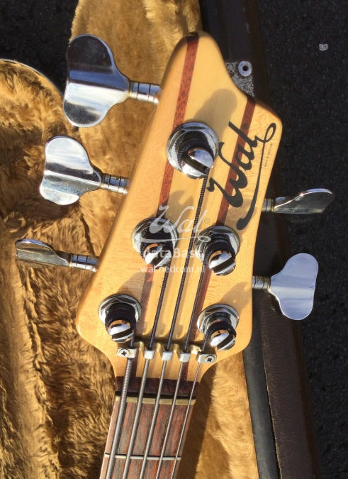 W3392.headstock-front.jpg