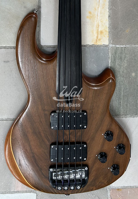 W3637.body-front.jpg