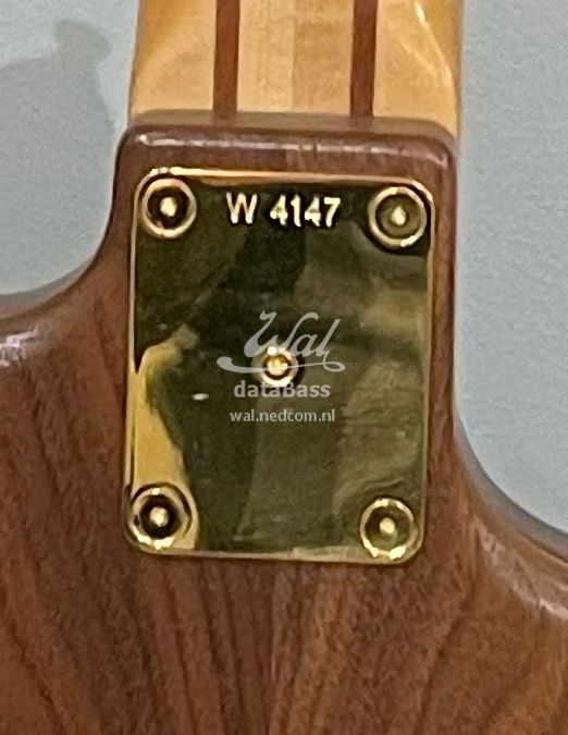 W4147.neckplate.jpg