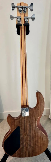 W4303.rear.jpg