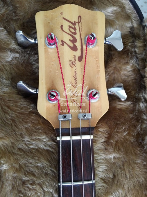 JG1115.headstock.jpg