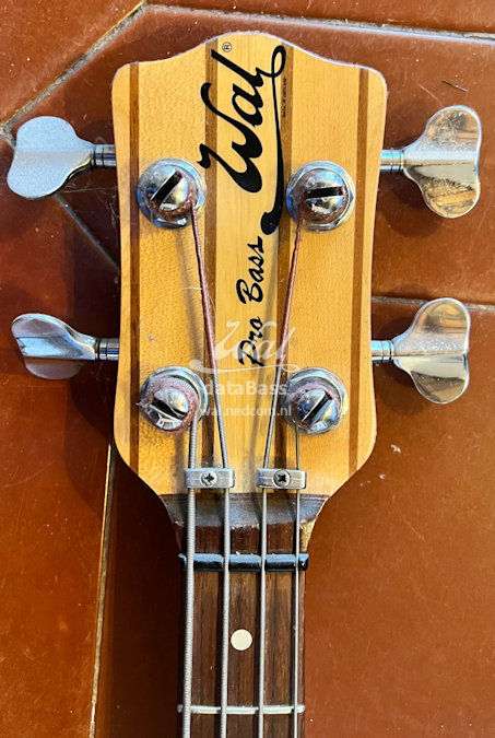 PB1489.headstock-front.jpg