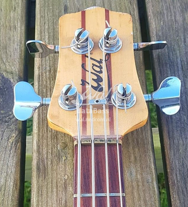 PB1682.headstock-front.jpg