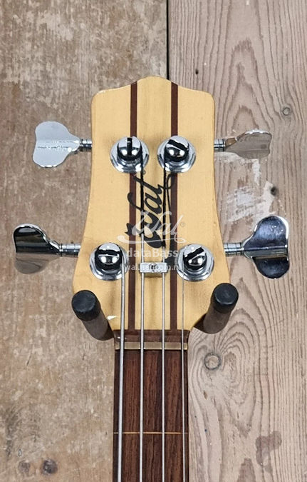 PB1738.headstock-front.jpg