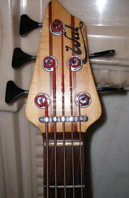 W28102.headstock-front.jpg