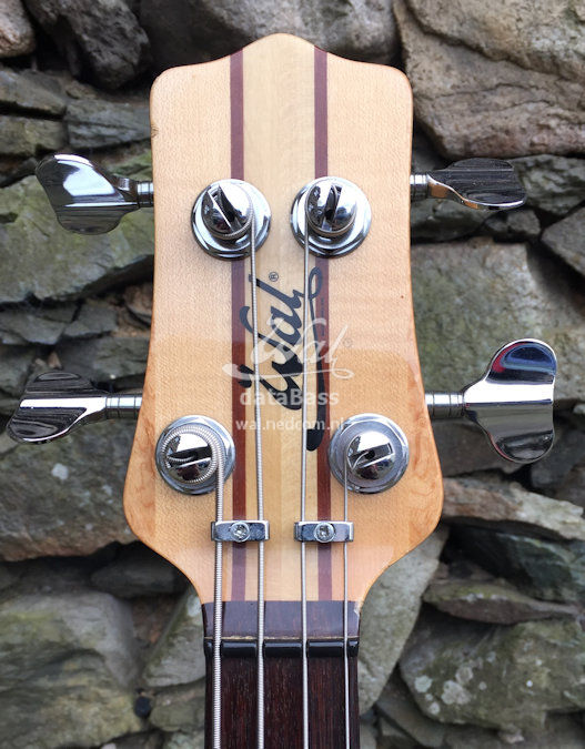 W2851.headstock-front.jpg