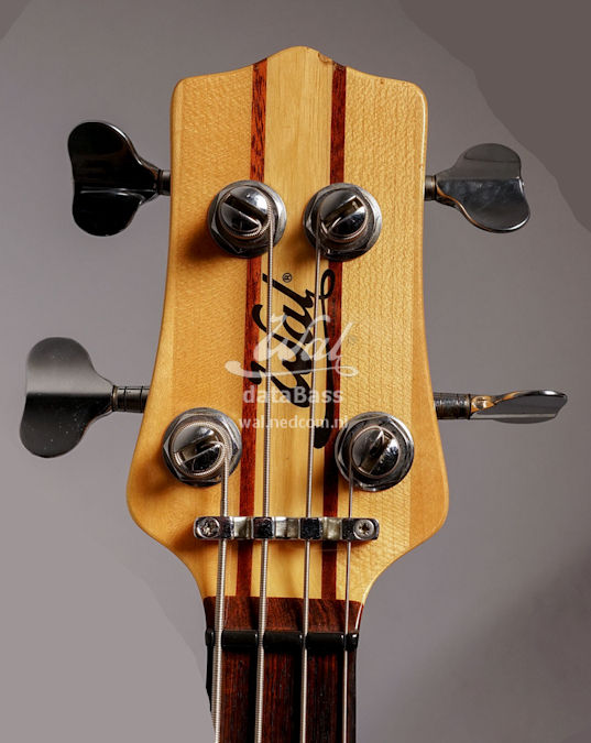 W3312.headstock-front.jpg