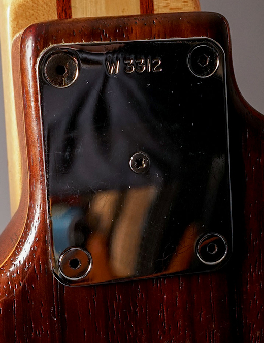 W3312.neckplate.jpg