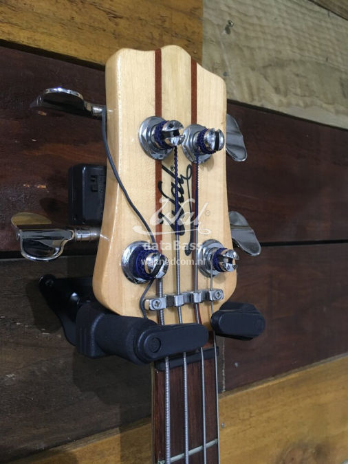 W3703.headstock-front.jpg