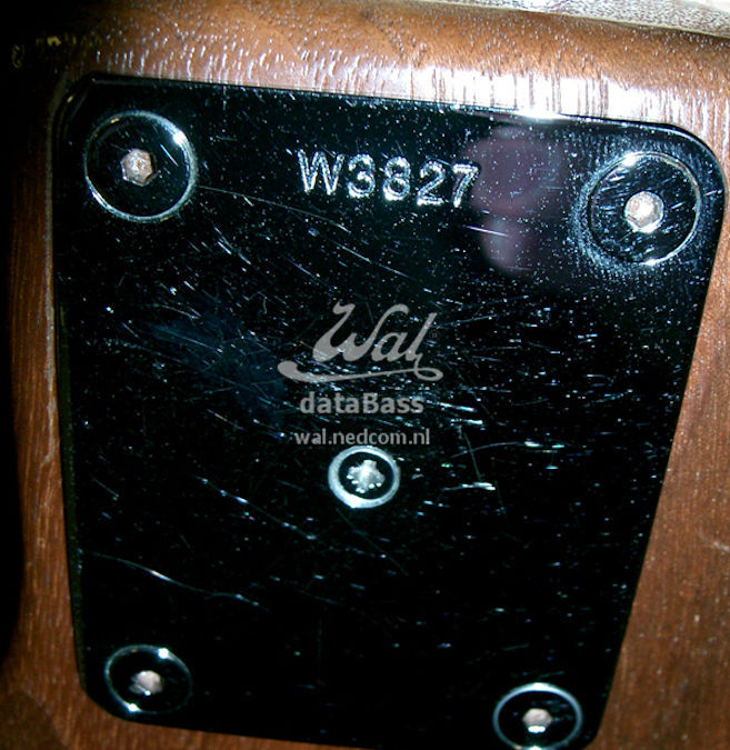 W3827.neckplate.jpg