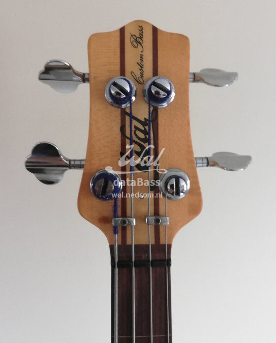 W3897.headstock.jpg